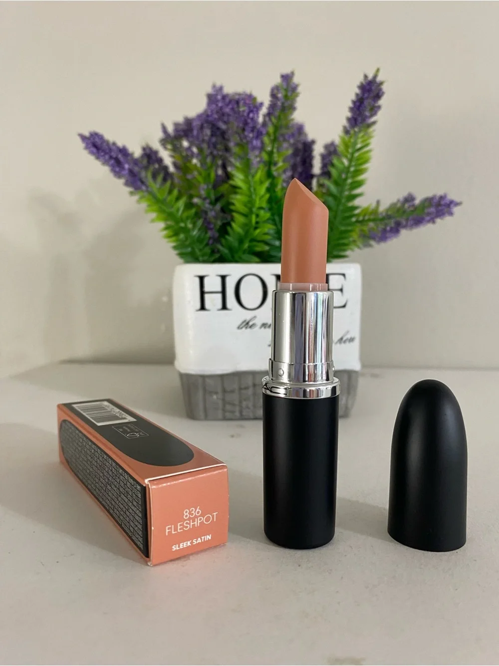 MAC MACximal Sleek Satin Lipstick FLESHPOT 836 - Full Size New in Box